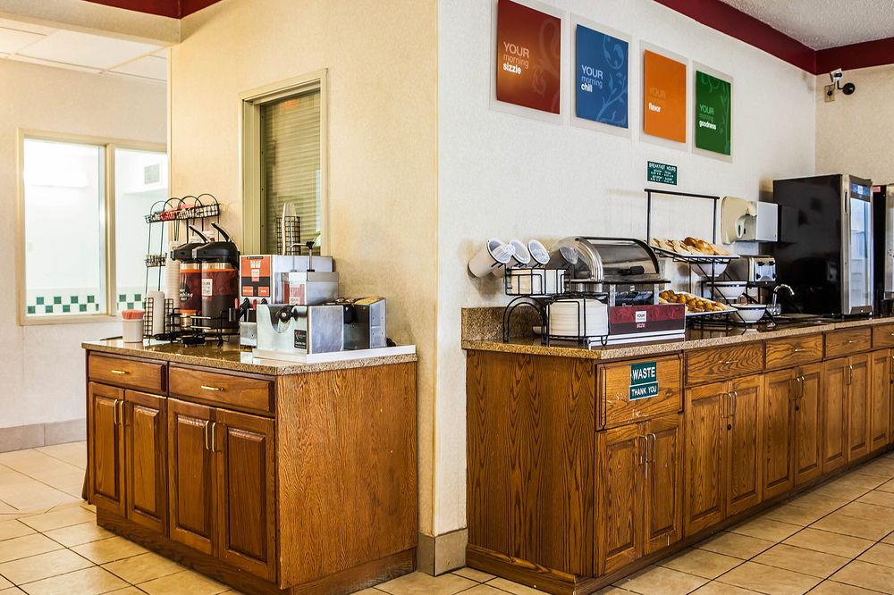 Comfort Inn Rockford Near Casino District Екстериор снимка