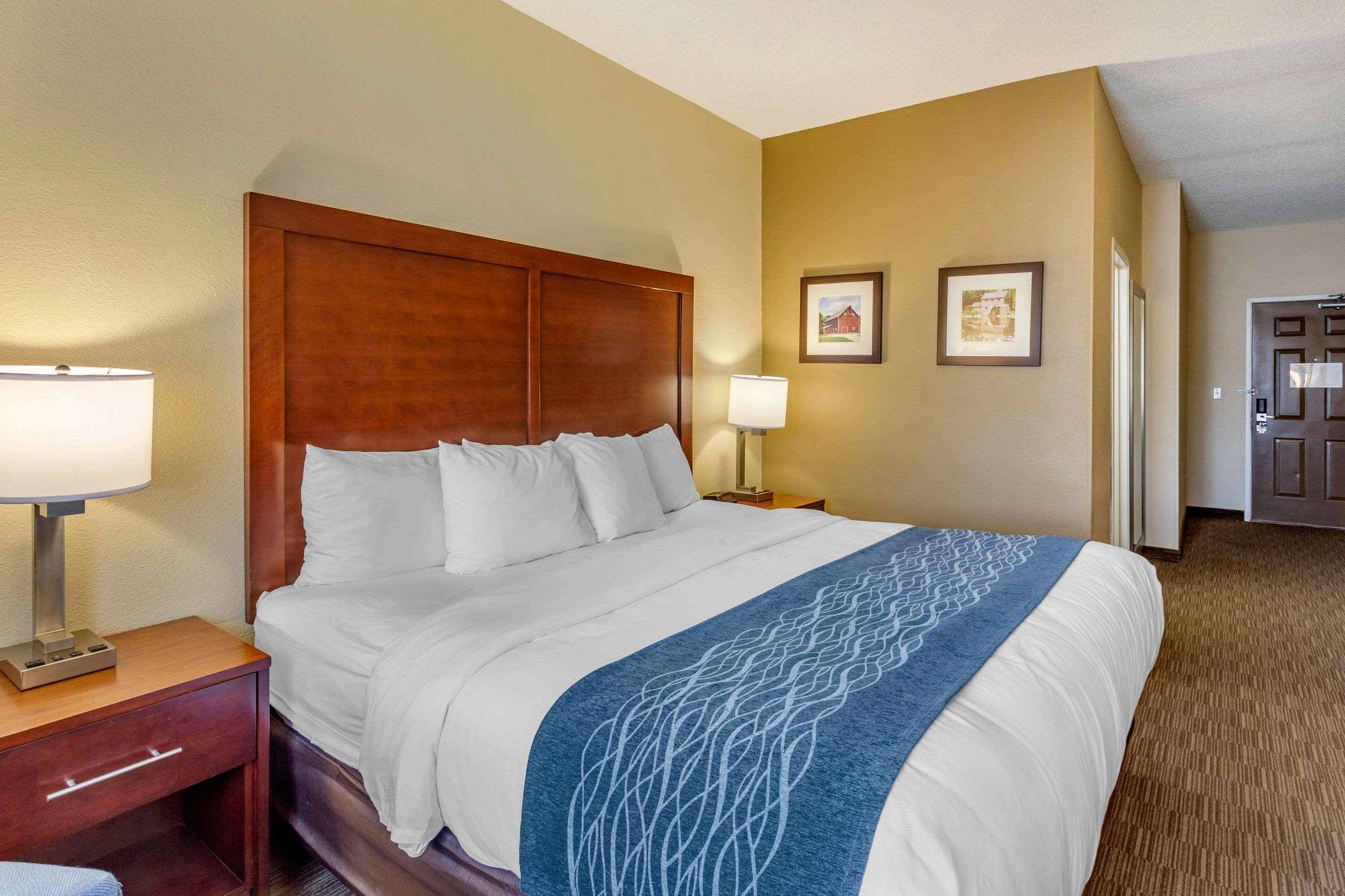 Comfort Inn Rockford Near Casino District Екстериор снимка