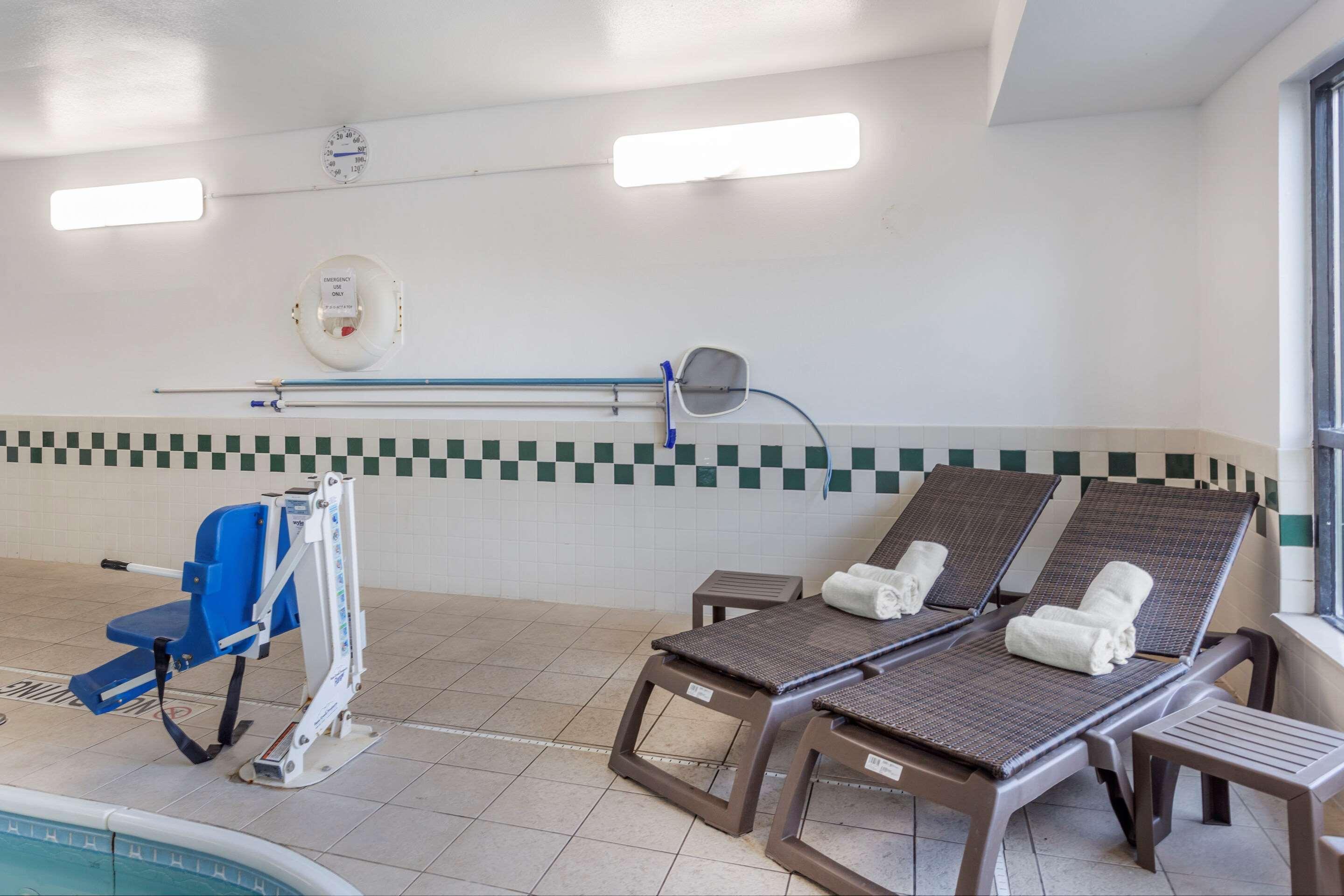 Comfort Inn Rockford Near Casino District Екстериор снимка