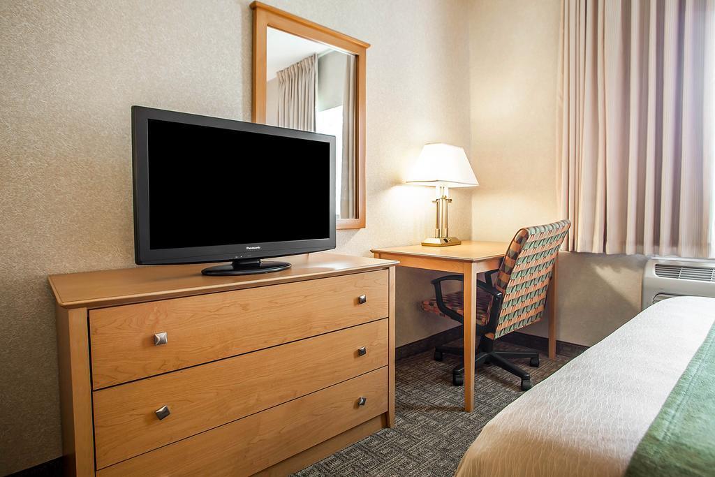 Comfort Inn Rockford Near Casino District Екстериор снимка