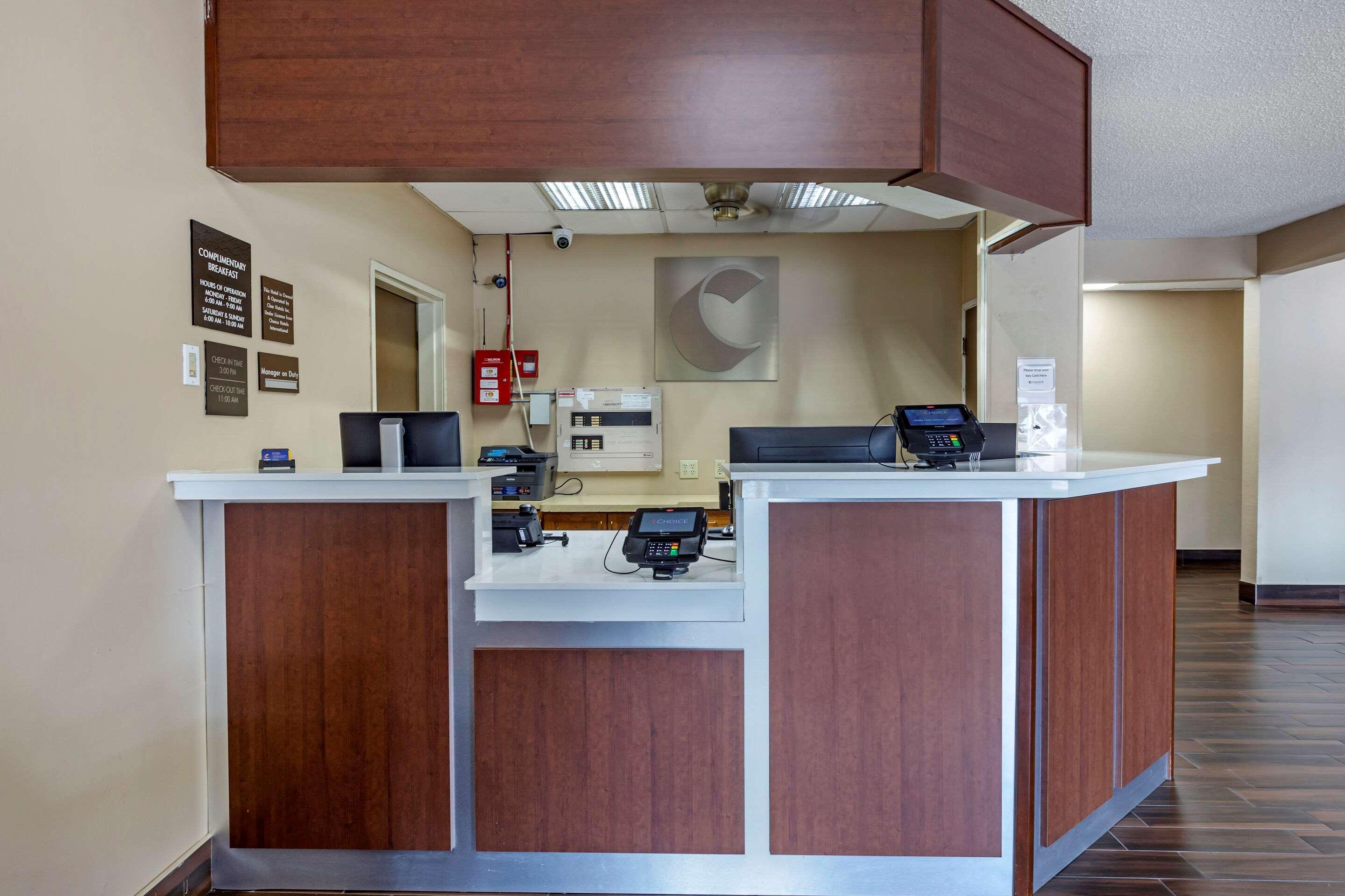 Comfort Inn Rockford Near Casino District Екстериор снимка