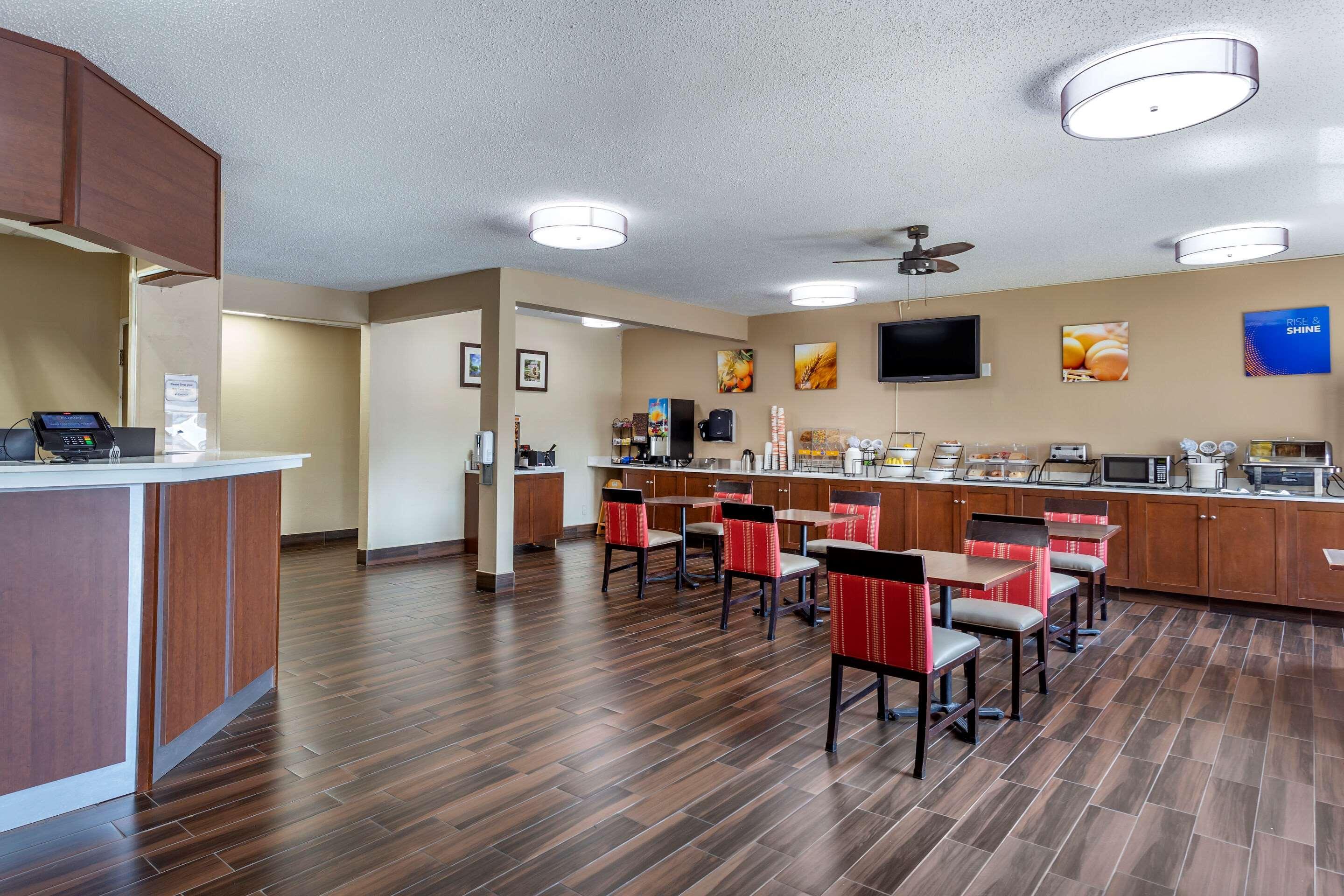 Comfort Inn Rockford Near Casino District Екстериор снимка