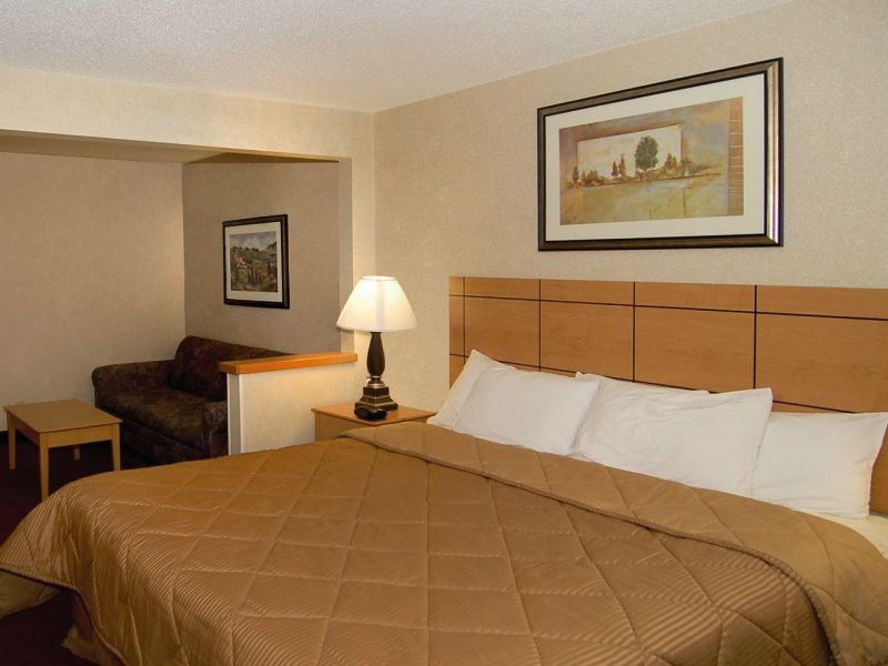 Comfort Inn Rockford Near Casino District Екстериор снимка
